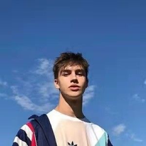 Meet your Posher, Fabian